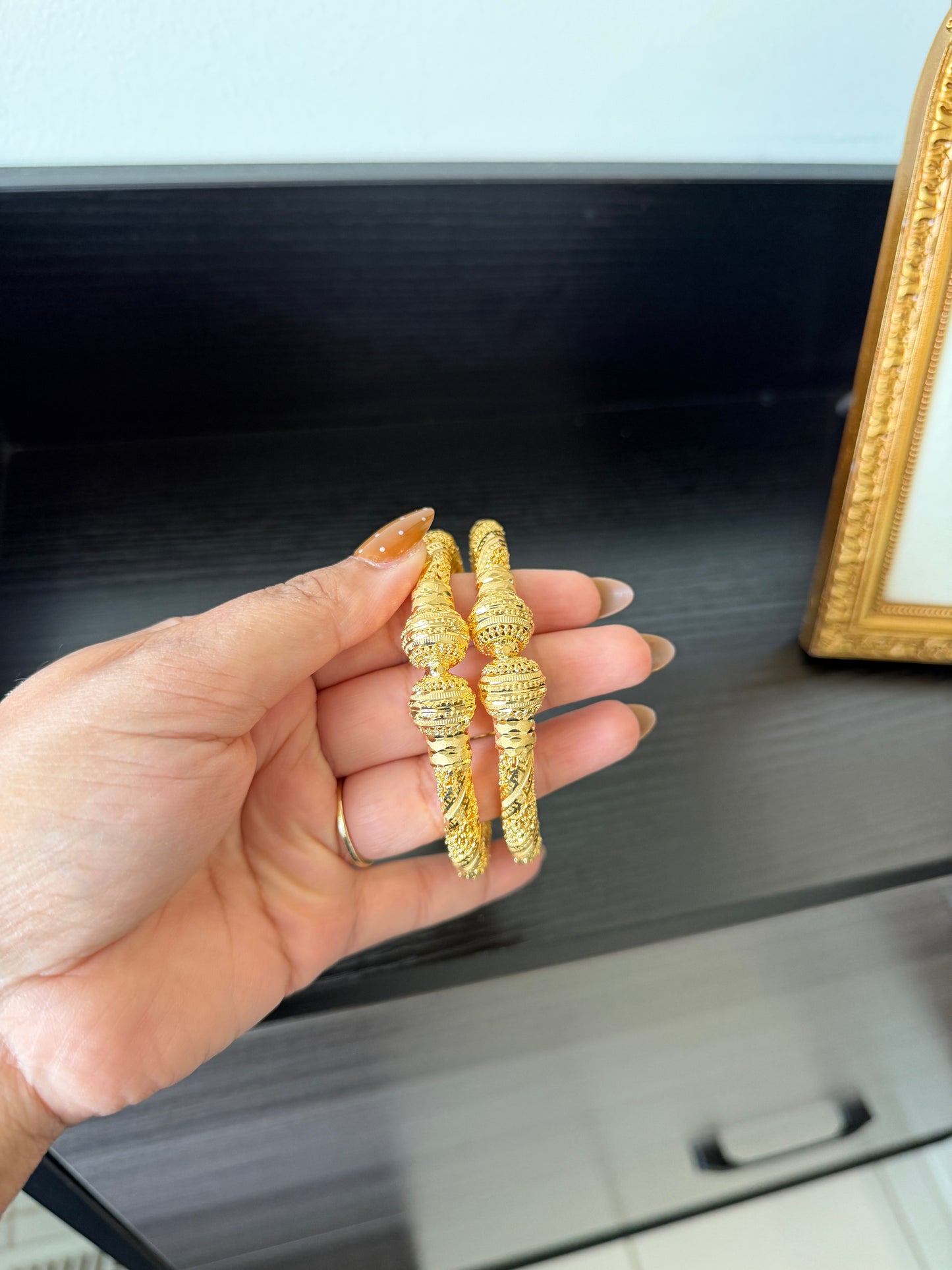 Rammi Gold Forming Bangles