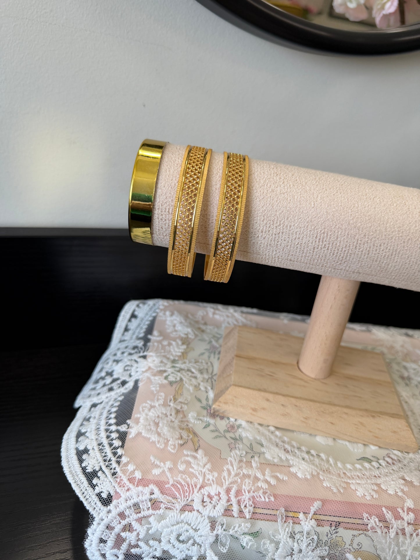 Diljeev Dailywear Bangles (Set of 2)
