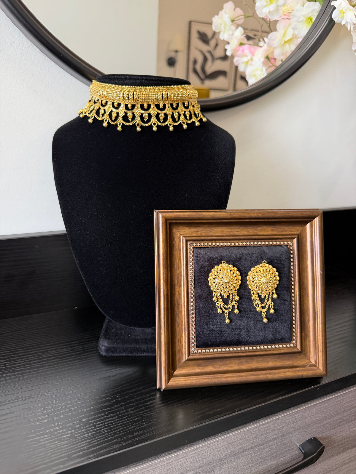 Hafsa Handcrafted Gold Plated Set