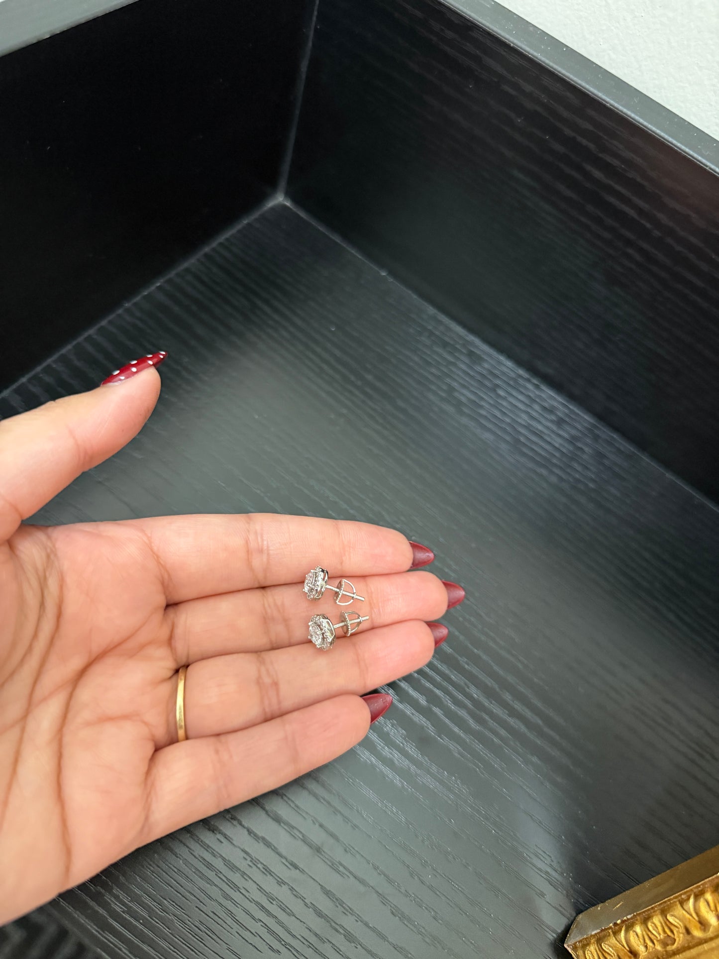 Nirza Real Diamond Look Studs
