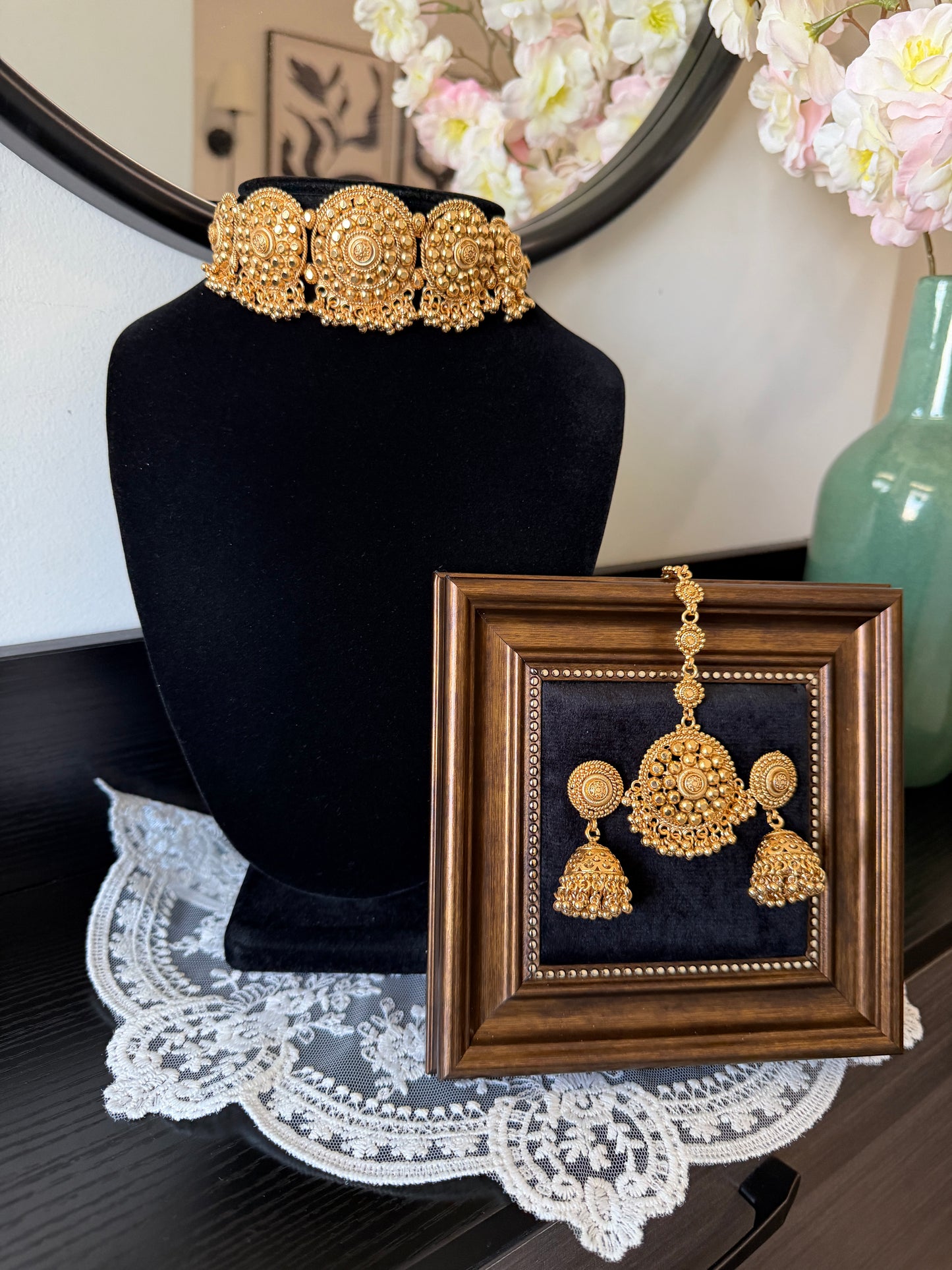 Amrit Antique Plated Set