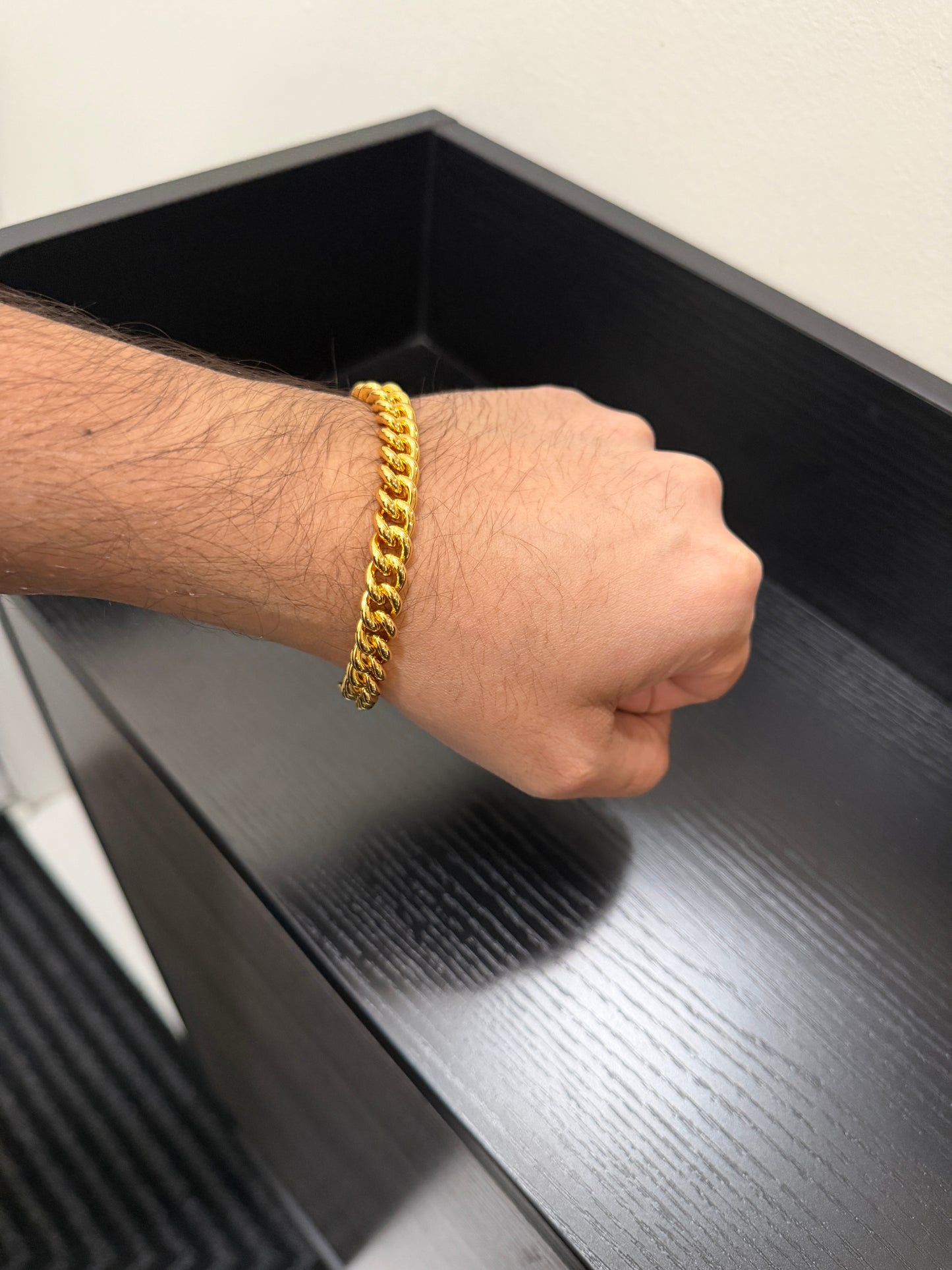 Gavin Real Look Men Bracelet
