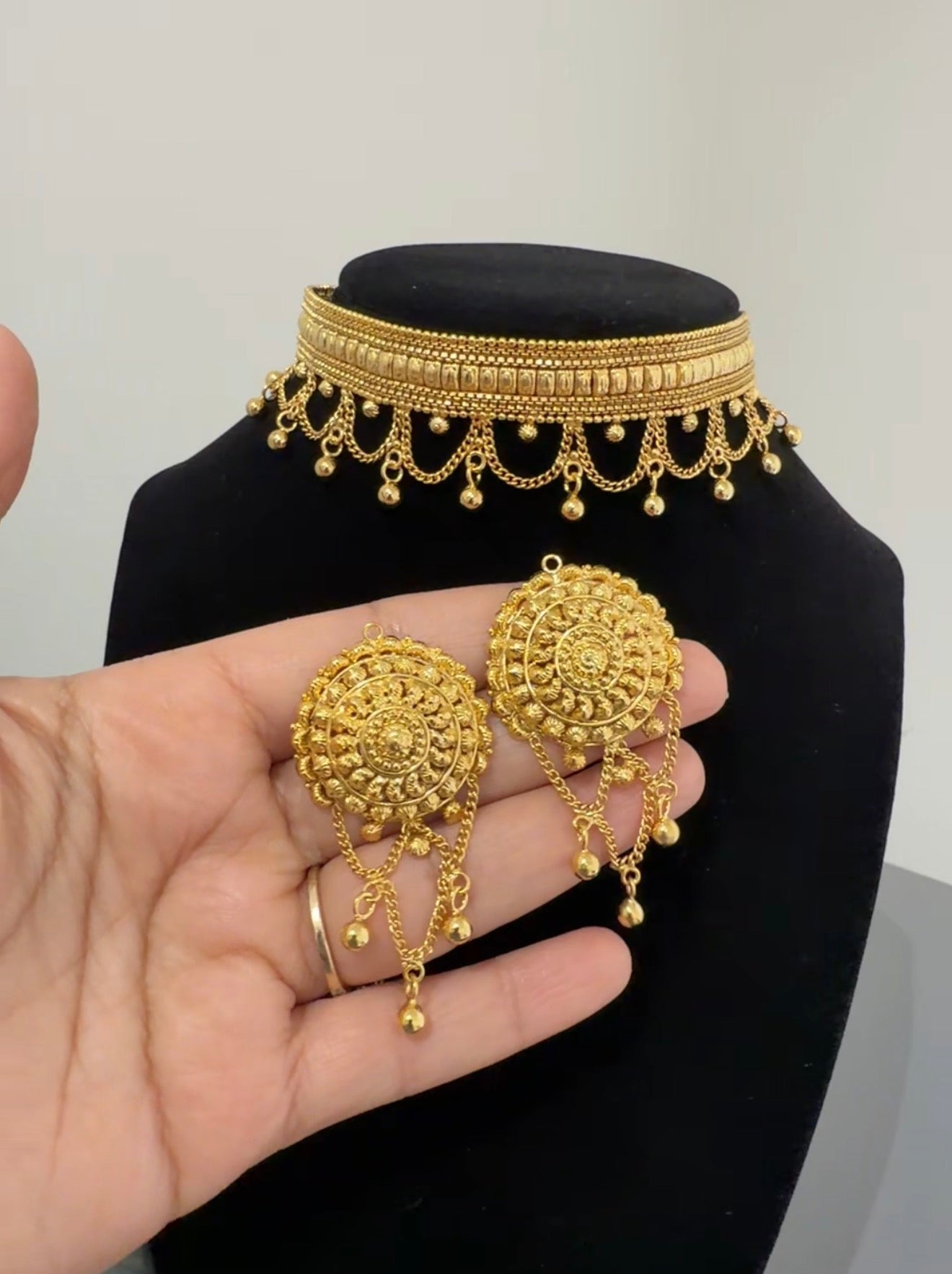 Ishpreet Handcrafted Custom Made Gold Plated Set