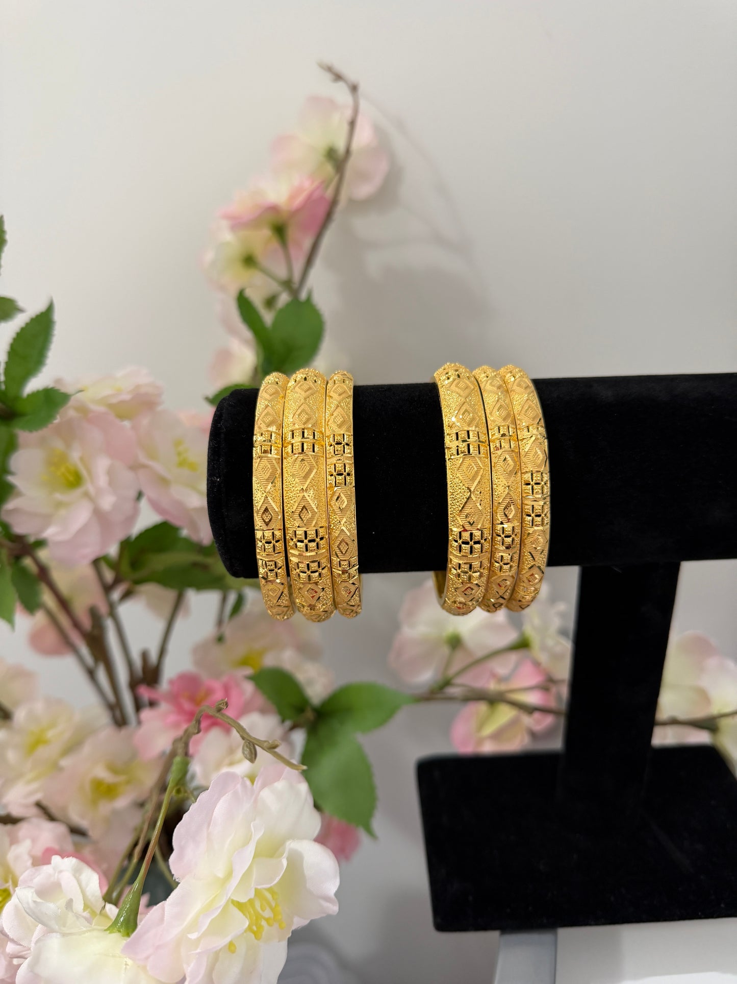 Manya Gold Forming Bangles (Set of 6)