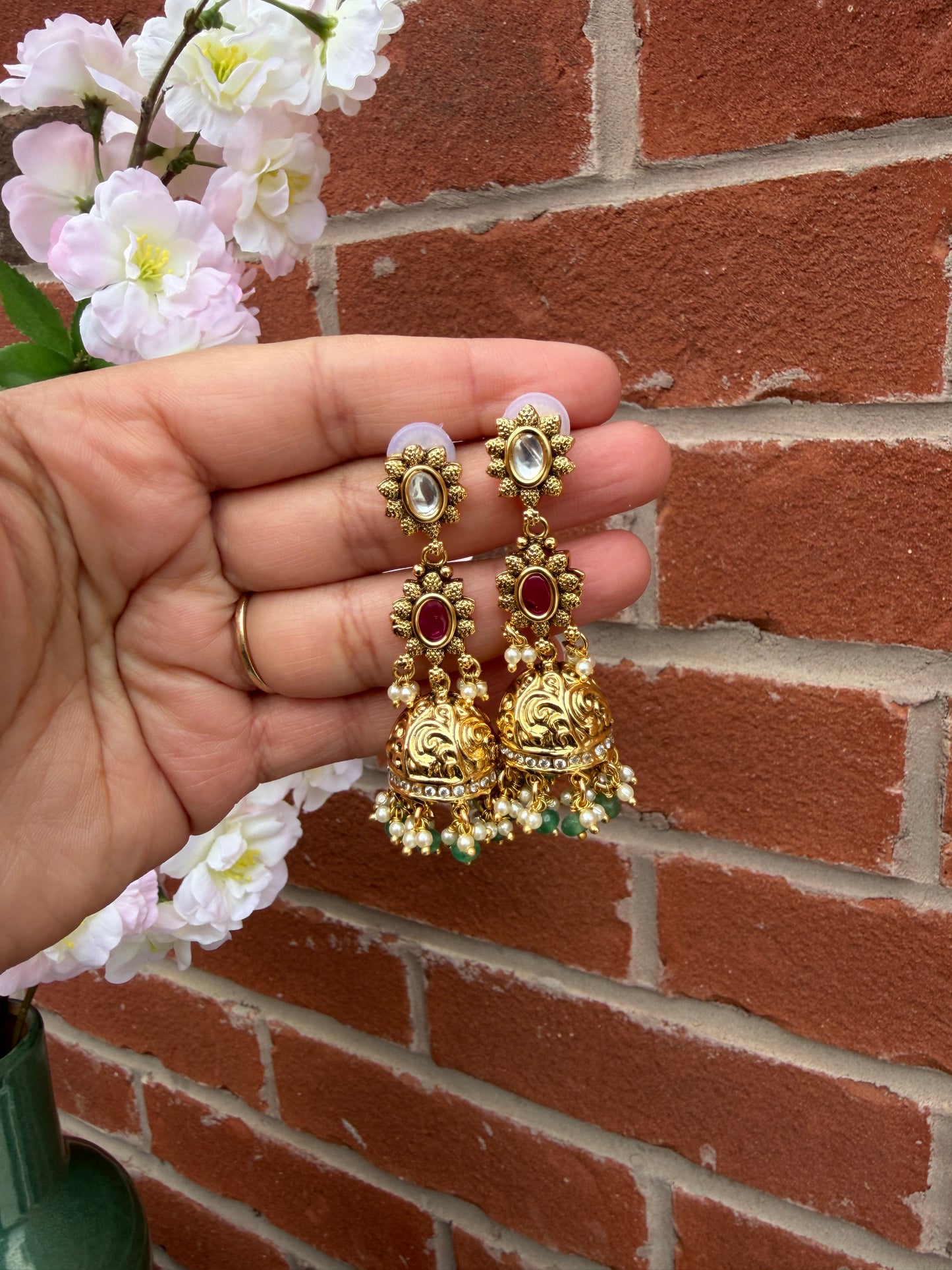 Jannat Kundan Waterfall Necklace Set
