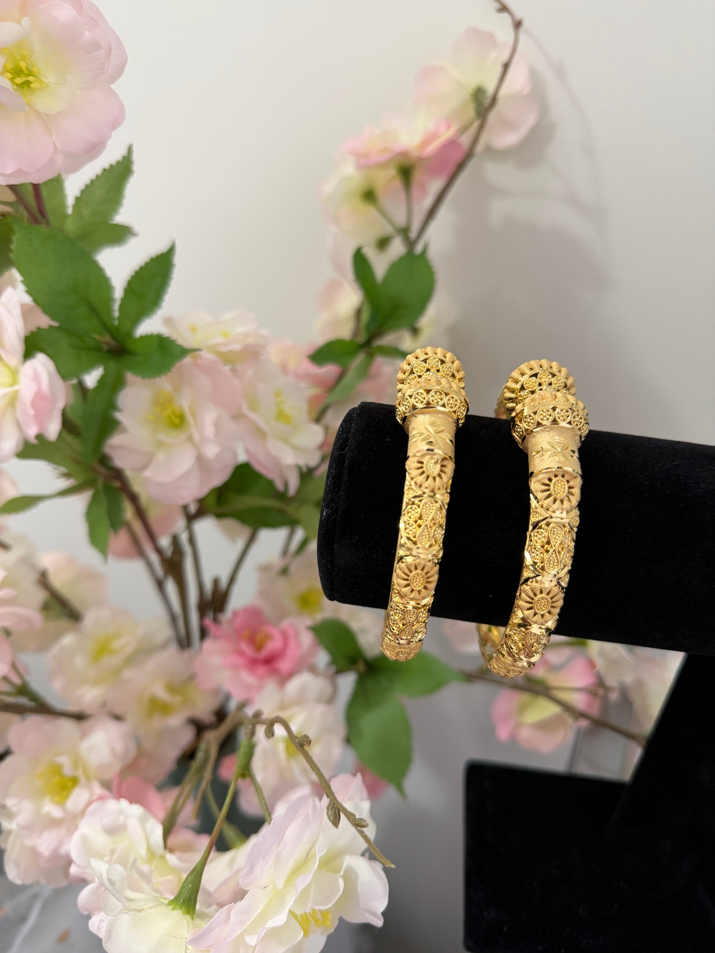 Manbir Gold Forming Kangan