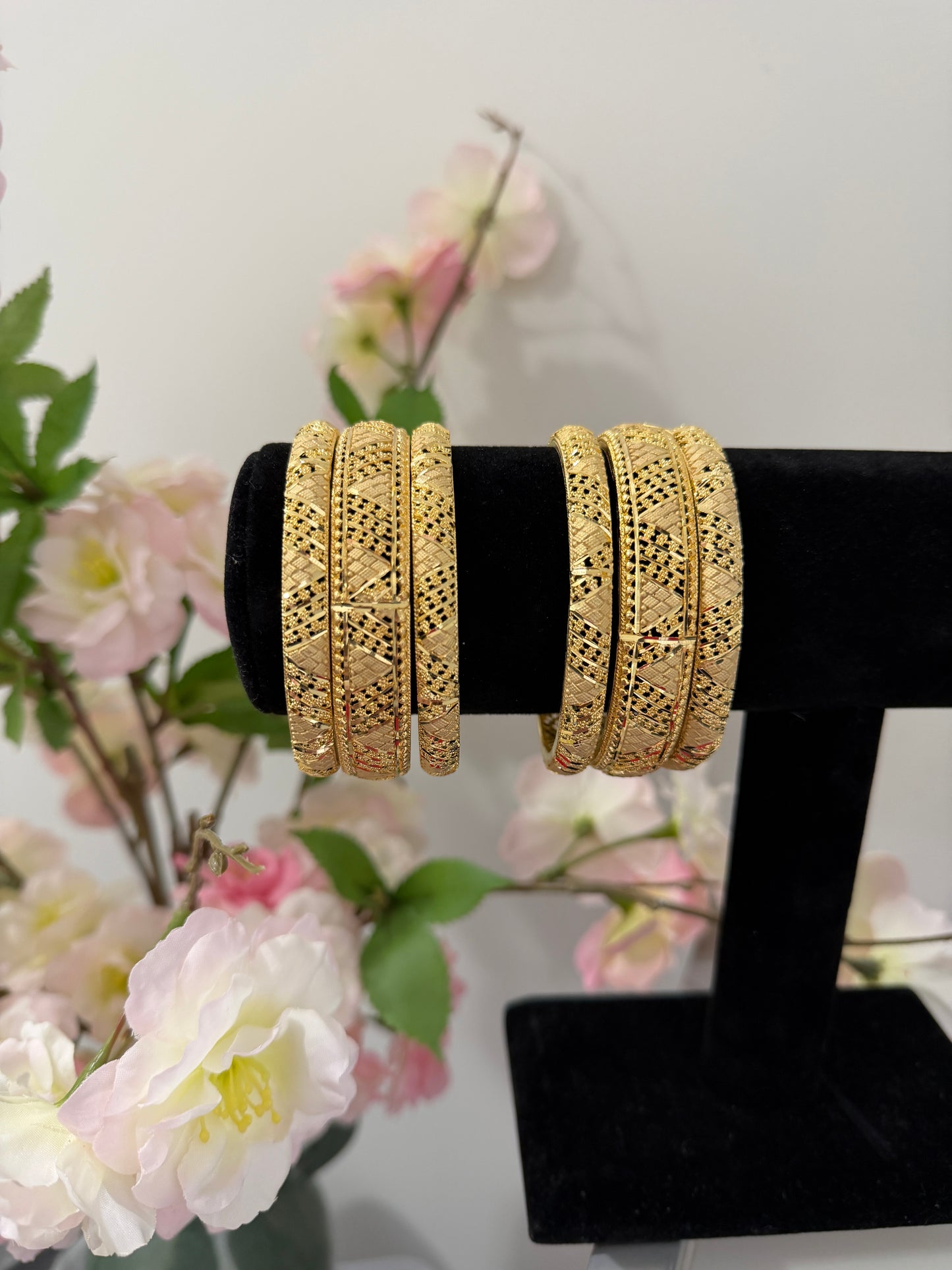 Sirat Gold Forming Bangles (Set of 6)