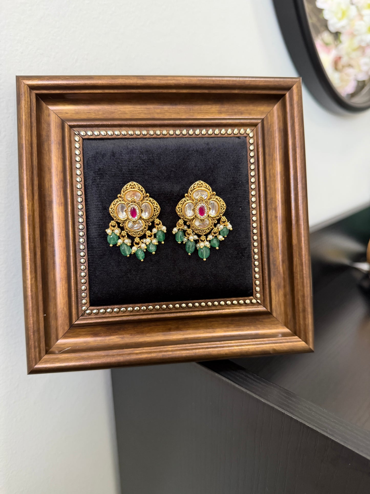 Saanvi Kundan Earrings