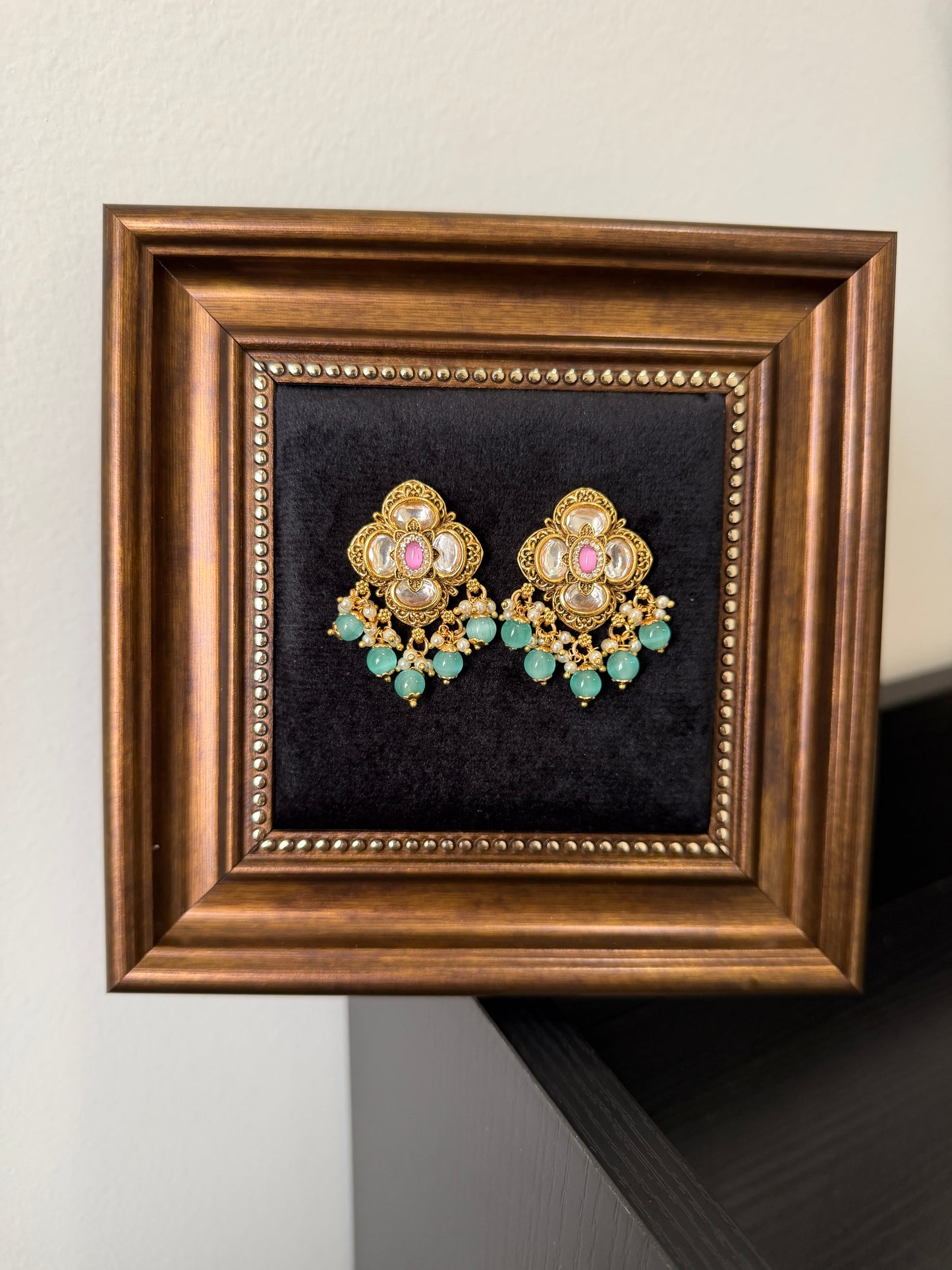 Tanvi Kundan Earrings