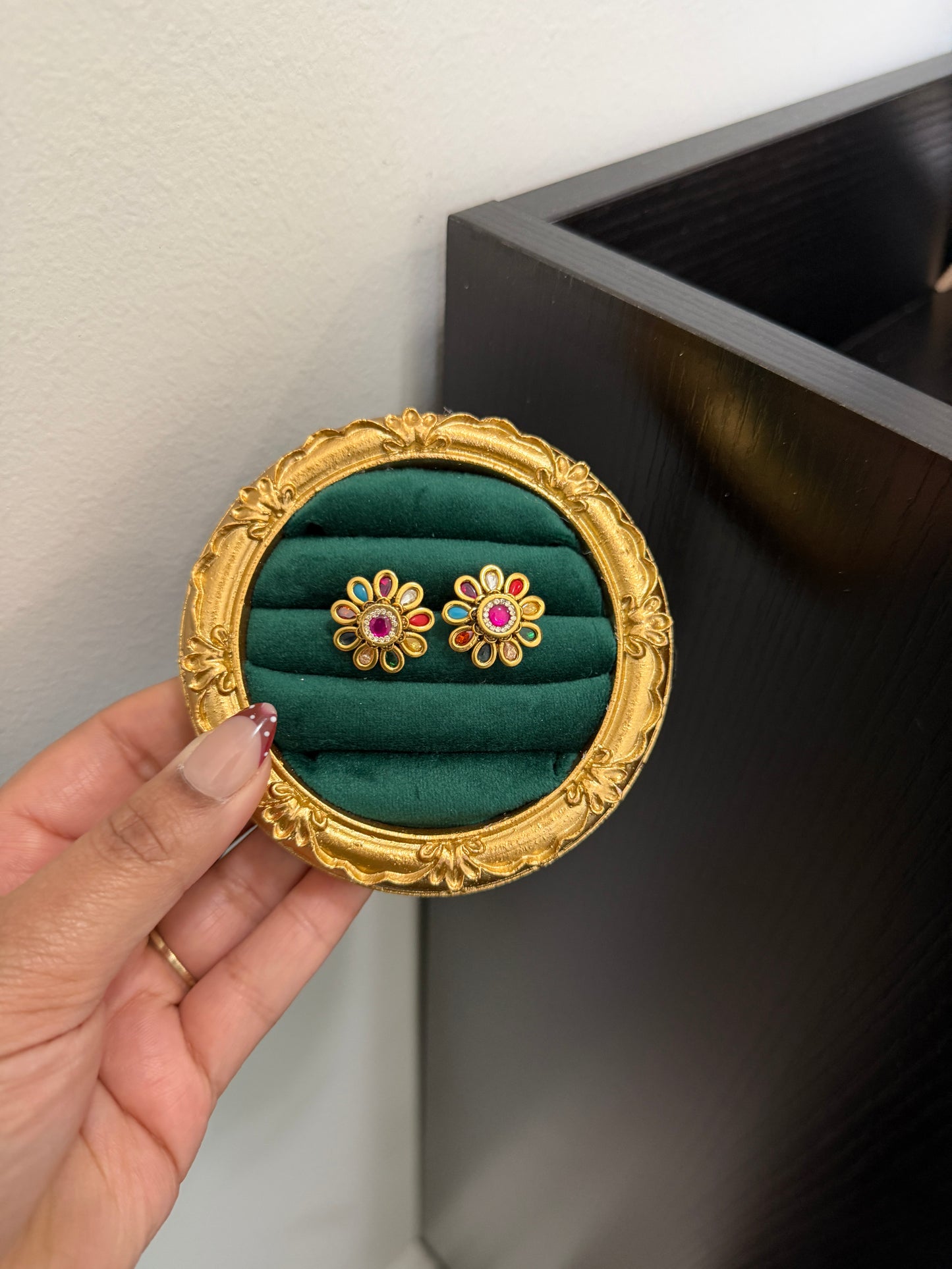Sahar Gold Plated Kundan Studs