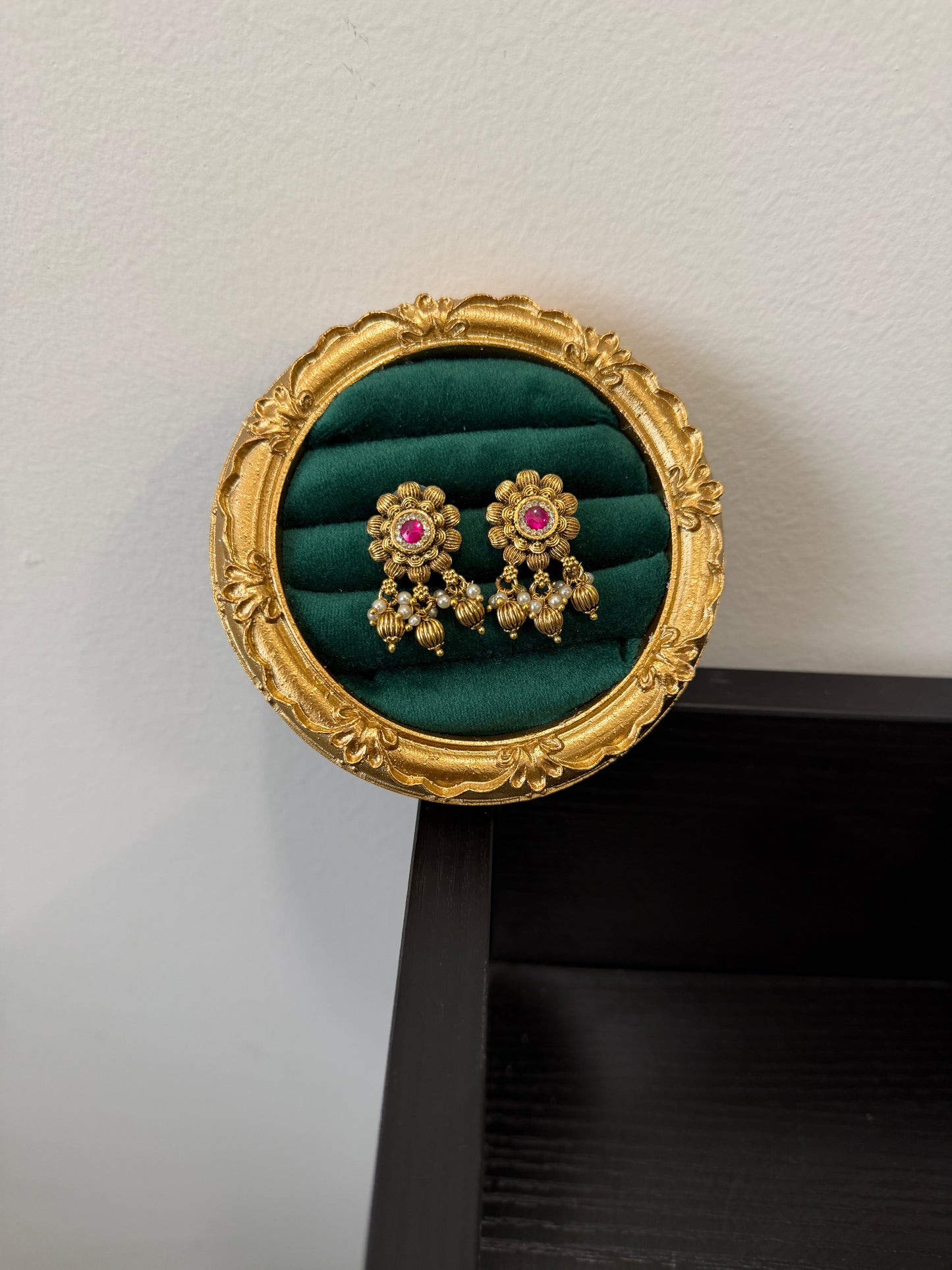 Irum Kundan Heritage Studs
